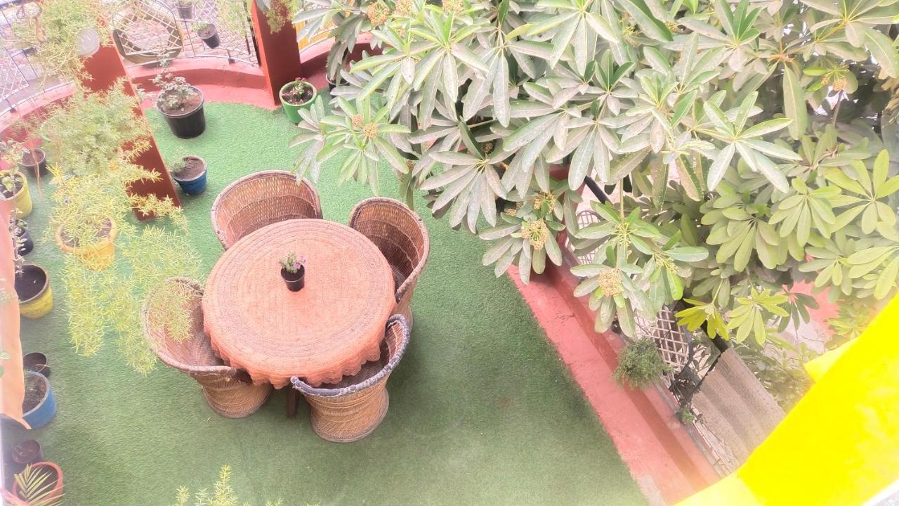 Kishan Home Stay Mathura Buitenkant foto